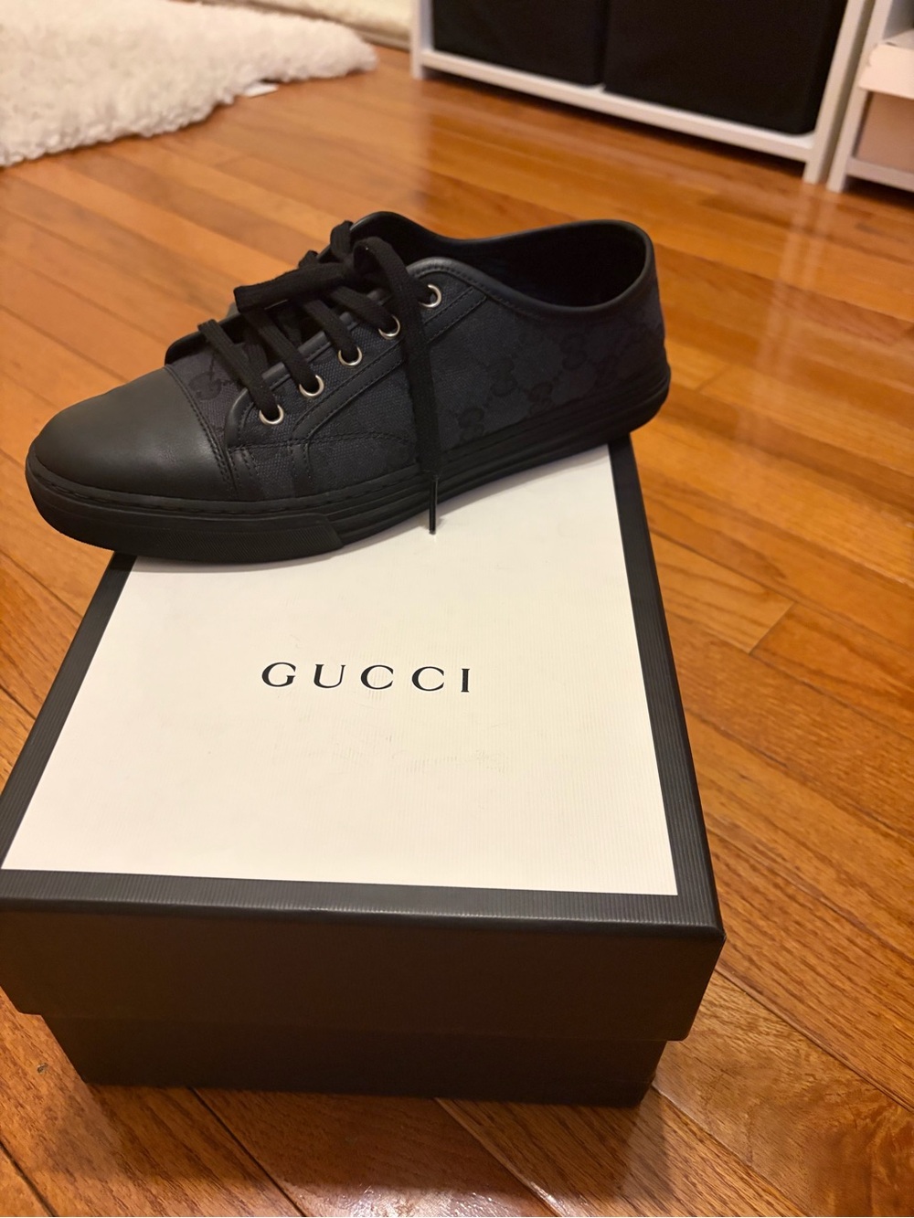 GUCCI SNEAKERS